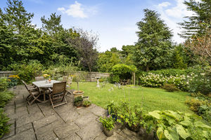 Photo 9- click for photo gallery